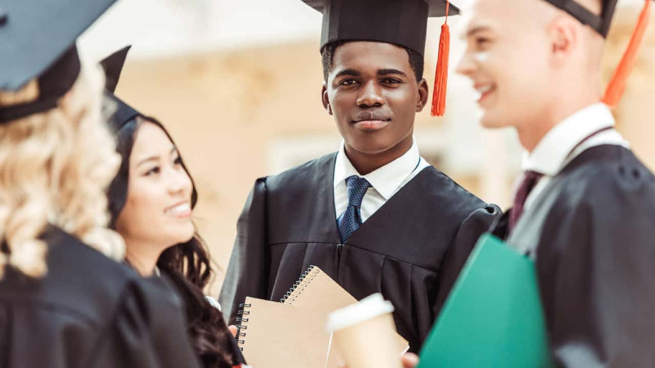 Top-9-tips-on-how-to-get-a-professional-job-after-graduation-in-Australia