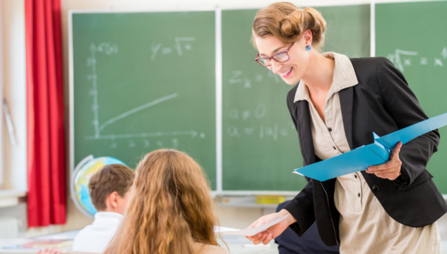 How to Become a Primary School Teacher in Australia with Salary Guide featured